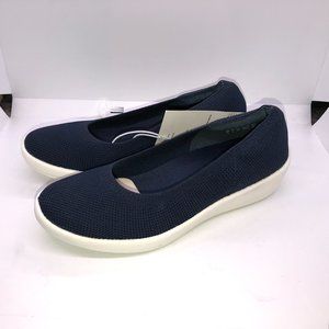 Amazon Essentials Women's Knit Ballet with Sport Outsole Flat